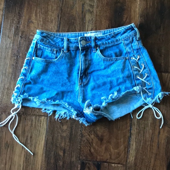 PacSun Pants - PAC sun lace side high rise 25
